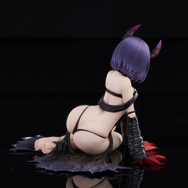 To Love-Ru Darkness: Haruna Sairenji Darkness Ver. - 1/6 Complete Figure