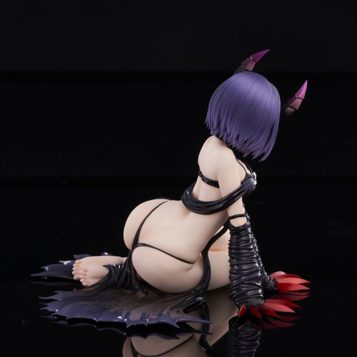 To Love-Ru Darkness: Haruna Sairenji Darkness Ver. - 1/6 Complete Figure