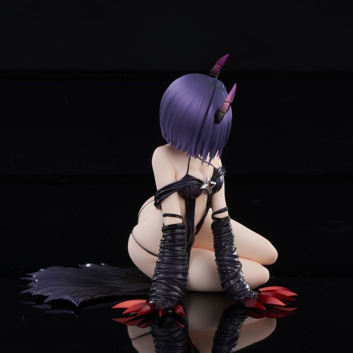 To Love-Ru Darkness: Haruna Sairenji Darkness Ver. - 1/6 Complete Figure