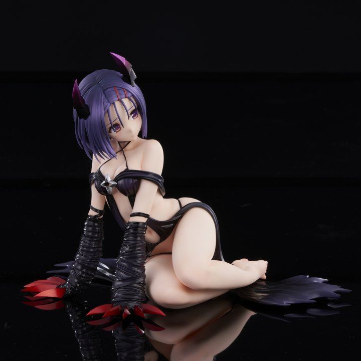 To Love-Ru Darkness: Haruna Sairenji Darkness Ver. - 1/6 Complete Figure