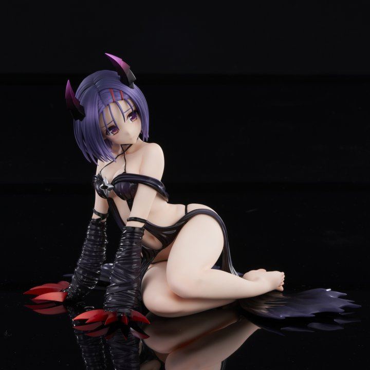 To Love-Ru Darkness: Haruna Sairenji Darkness Ver. - 1/6 Complete Figure