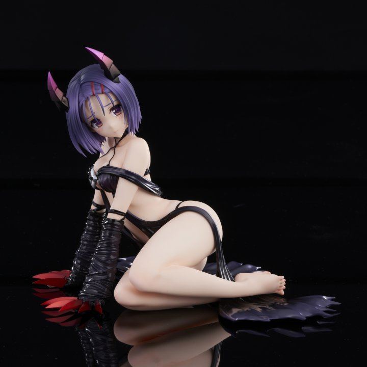 To Love-Ru Darkness: Haruna Sairenji Darkness Ver. - 1/6 Complete Figure