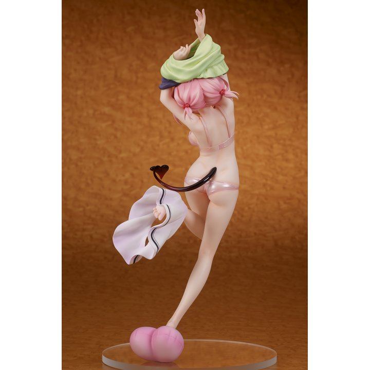 To Love-Ru Darkness: Momo Belia Deviluke Okigae Mode - 1/7 Complete Figure