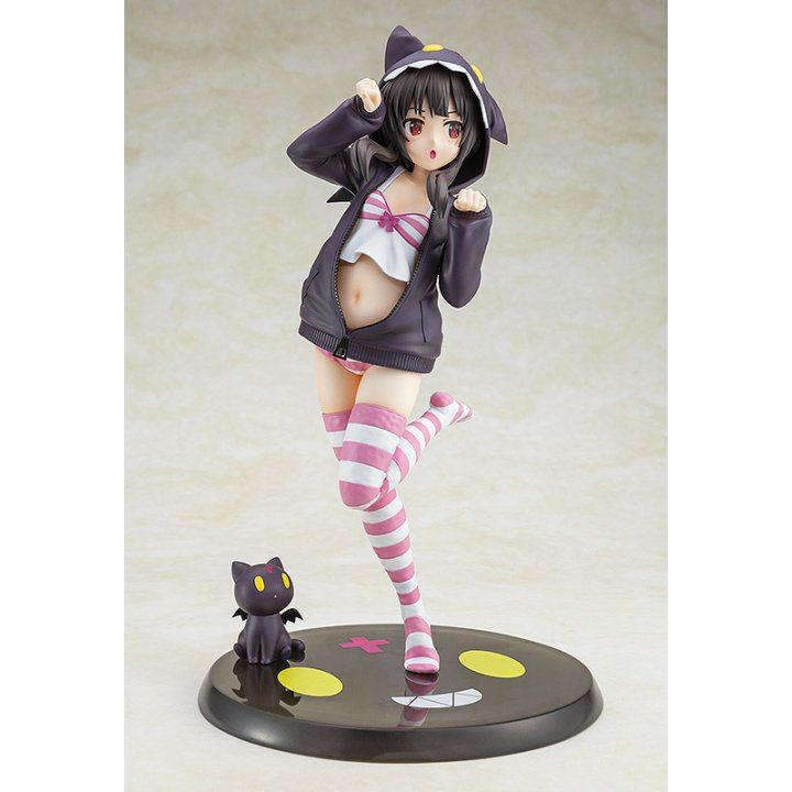 KonoSuba: Megumin Hood Look Chomusuke Ver. - 1/7 Complete Figure